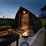 Humble Bee Farm Glamping *