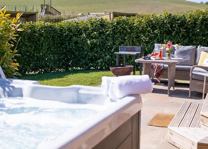 Humble Bee Farm Glamping Folkton